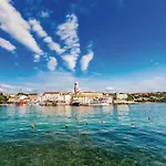 In * Linardići