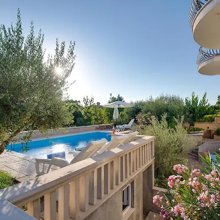 Holiday home Amazing In With Wifi