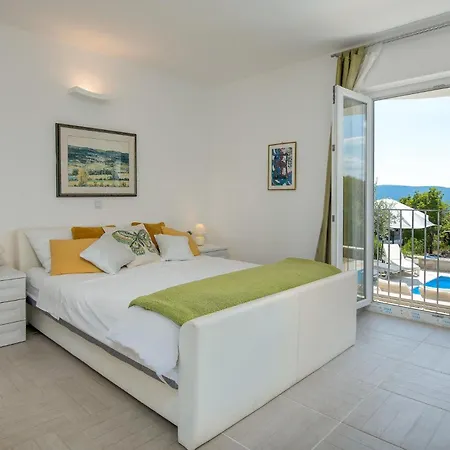 Holiday home Amazing In With Wifi Linardici