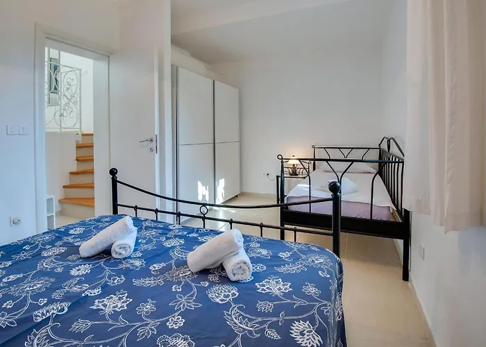 Holiday home Amazing In With Wifi *